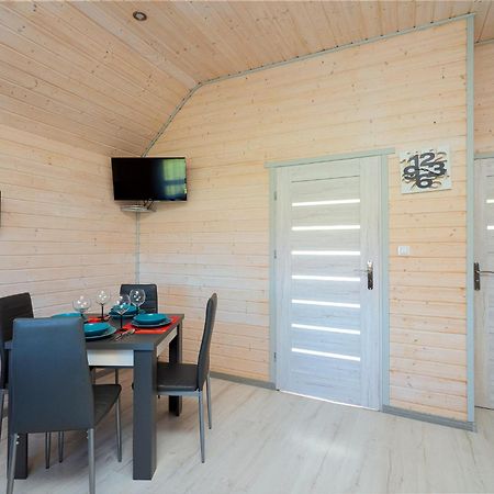 Domki Malibu Rusinowo  Exteriör bild